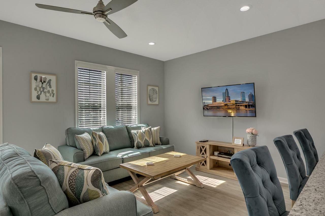Apartmán New 3/2 Duplex Minutes From Heart Of Tampa -Unit B Exteriér fotografie
