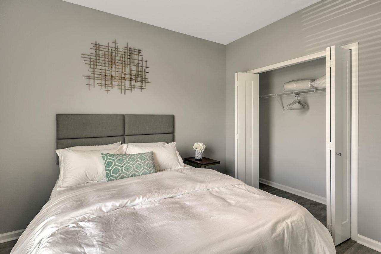 Apartmán New 3/2 Duplex Minutes From Heart Of Tampa -Unit B Exteriér fotografie