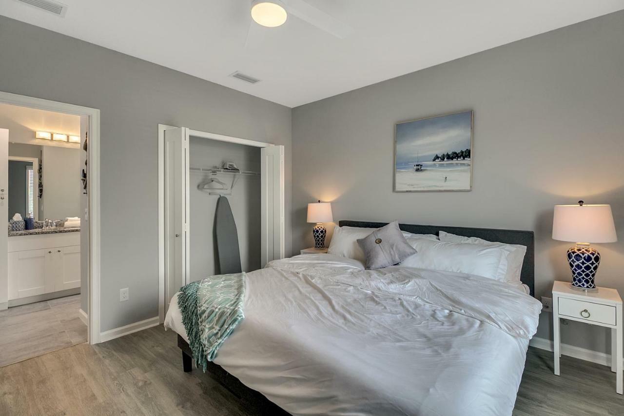 Apartmán New 3/2 Duplex Minutes From Heart Of Tampa -Unit B Exteriér fotografie